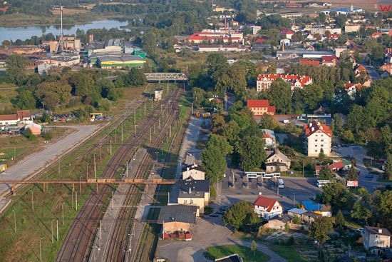 Morag, panorama na dworzec kolejowy. EU, Pl, warminsko - mazurskie. LOTNICZE.